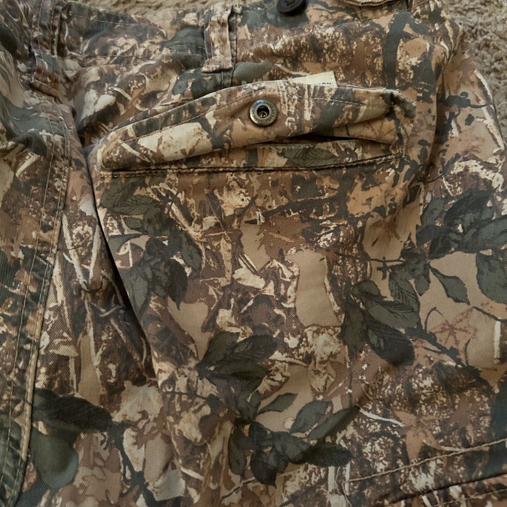 American Eagle Camouflage Cargo Pants